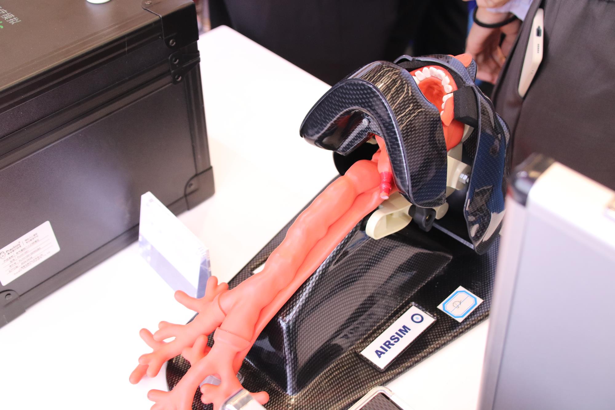 可视喉镜插管“棘手”？可视喉镜厂家来帮助您